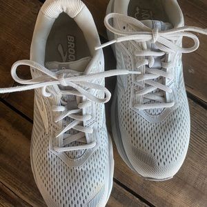 Brooks Ghost 12 Running Shoes